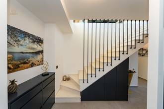 Thumbnail von Moderne Villa mit Swimmingpool