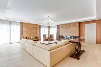 Thumbnail von Luxus-Villa in Nueva Andalucia R2746226