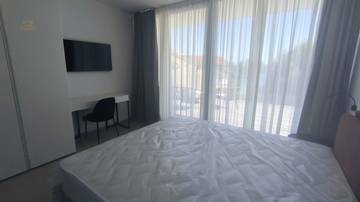 Thumbnail von Modern luxury villa with pool near the seafront