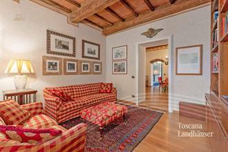 Thumbnail von Wohnung in renommierten Palast nur 20 km vom Meer entfernt