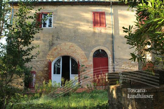 *** Provisionsfrei für Käufer *** renovierungsbedürftiges Anwesen in sanfter Hügellage