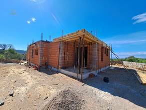 Thumbnail von Neue Villa mit Pool und schönem Meerblick