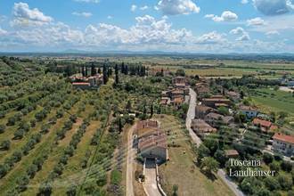 Thumbnail von Faszinierendes Landhaus mit Panoramablick bis Cortona