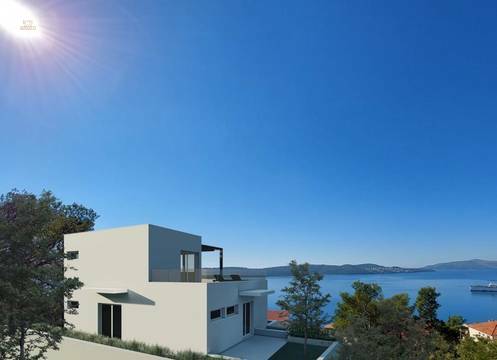 Exklusive Villa mit Meerblick und Pool