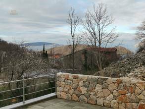 Thumbnail von Haus mit vier Appartements, Region Senj