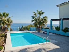 Thumbnail von Villa For Sale in Estepona