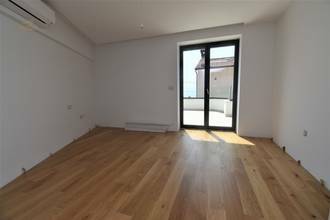 Thumbnail von Luxuriöses Appartement im Hochparterre