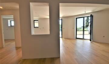 Thumbnail von Luxuriöses Appartement im Hochparterre