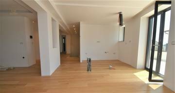 Thumbnail von Luxuriöses Appartement im Hochparterre