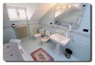 Thumbnail von Immogold luxuriöses Nest in Form einer Dachgeschoß-Wohnung