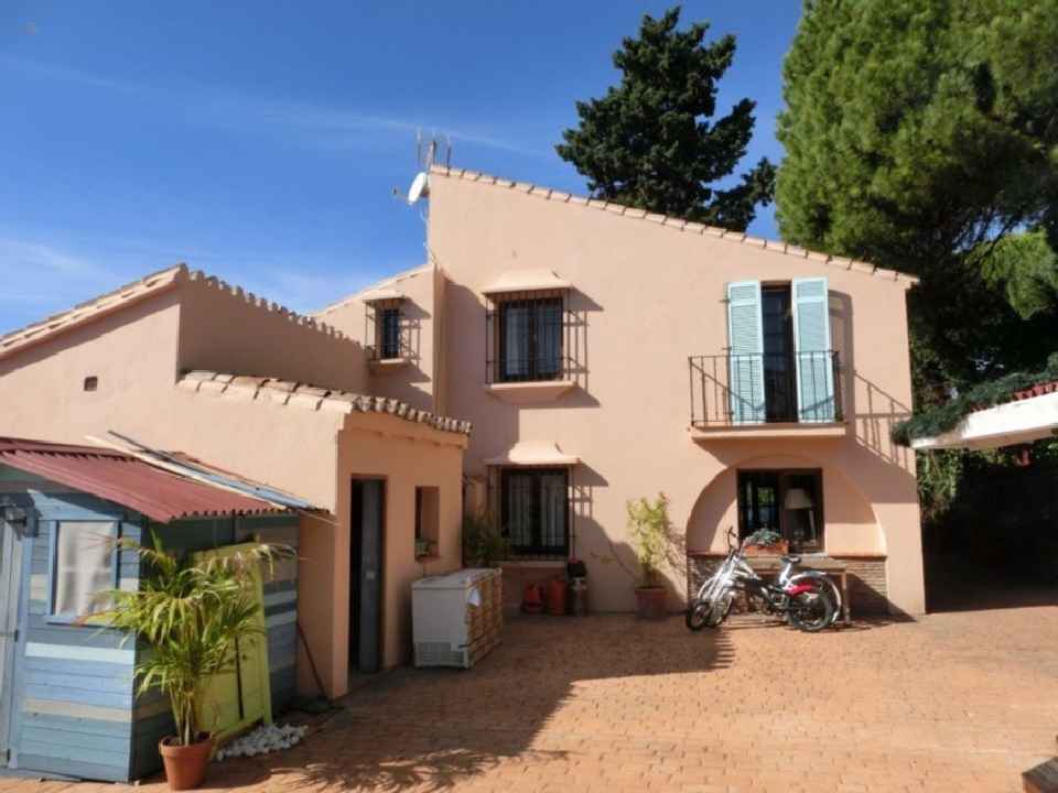 villa for sale in - Marbella