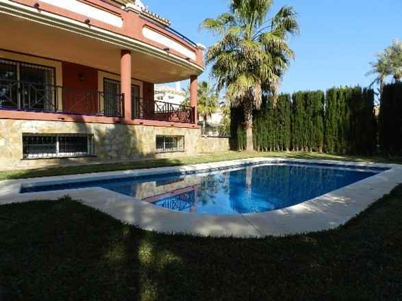 villa for sale in - La Cala de Mijas 