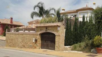 Thumbnail von villa for sale in - Estepona