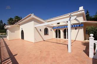 Thumbnail von villa for sale in - El Rosario