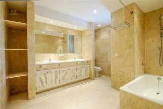 Thumbnail von villa for sale in - Los Monteros