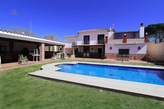 Thumbnail von villa for sale in - San Pedro de Alcantara