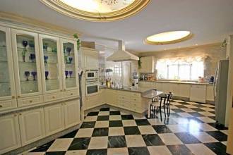 Thumbnail von villa for sale in - Puerto Banus