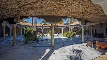 Thumbnail von villa for sale in - Los Monteros