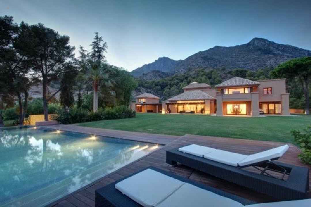 villa for sale in - Sierra Blanca 