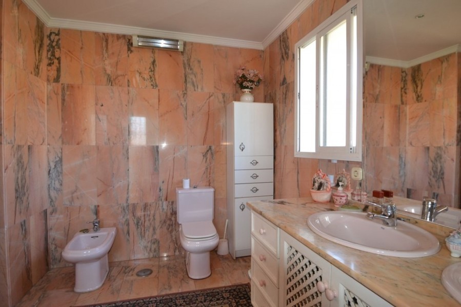 Thumbnail von villa for sale in - Marbella