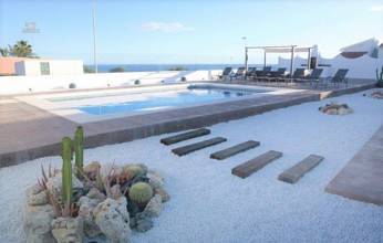 Thumbnail von villa for sale in - Las Lagunas de Mijas