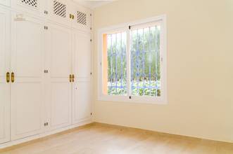 Thumbnail von villa for sale in - Nueva Andalucia