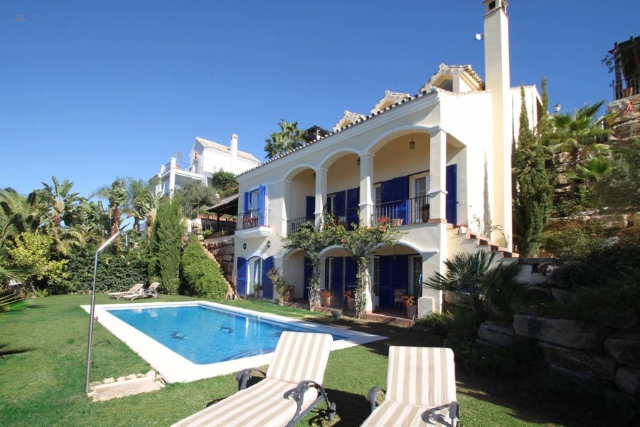 villa for sale in - Istan