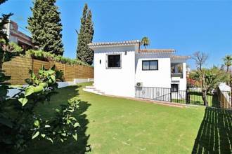 Thumbnail von villa for sale in - Nueva Andalucia