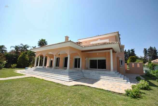 villa for sale in - Guadalmina Baja 