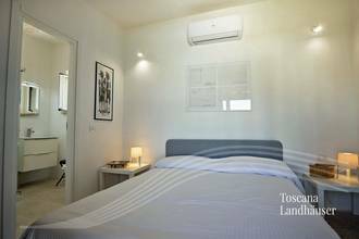 Thumbnail von Luxusvilla nur wenige Kilometer vom Meer entfernt