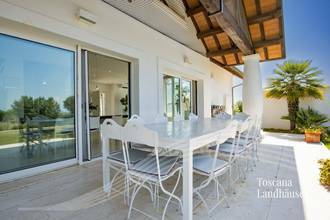 Thumbnail von Luxusvilla nur wenige Kilometer vom Meer entfernt