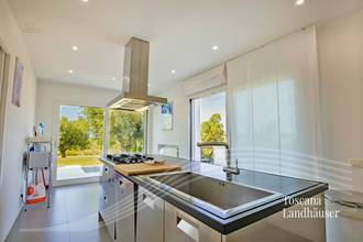 Thumbnail von Luxusvilla nur wenige Kilometer vom Meer entfernt