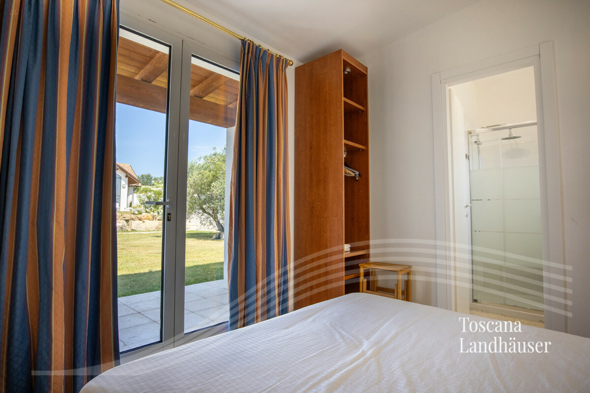 Thumbnail von Luxusvilla nur wenige Kilometer vom Meer entfernt