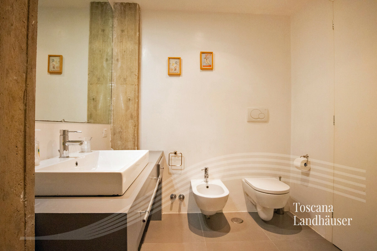 Thumbnail von Luxusvilla nur wenige Kilometer vom Meer entfernt