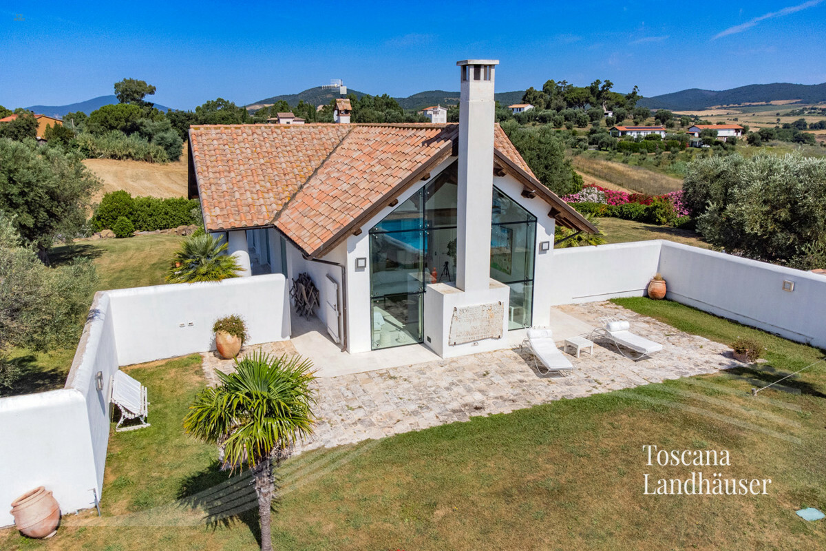 Thumbnail von Luxusvilla nur wenige Kilometer vom Meer entfernt