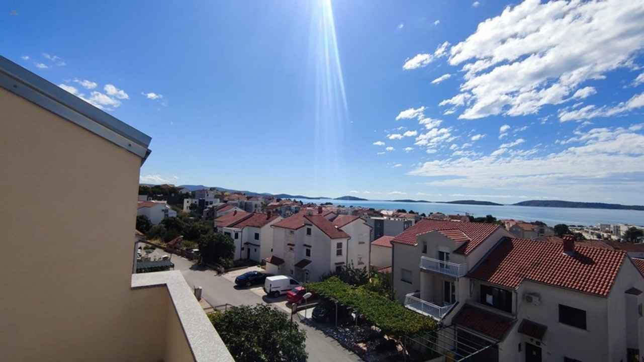 Appartementhaus mit vier Wohnungen zur Fertigstellung