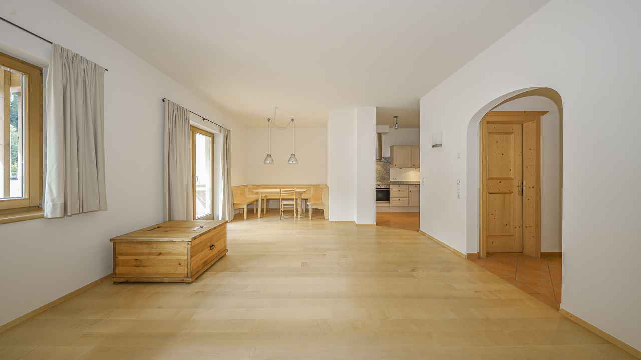 Großzügige Wohnung in ruhiger Zentrumslage