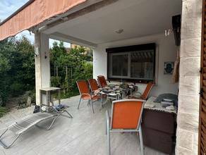 Thumbnail von Appartement im Erdgeschoss mit Terrasse und Meerblick