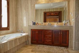 Thumbnail von villa for sale in - Marbella