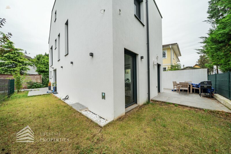 Thumbnail von Moderne Hightech-Villa, Nähe Alte Donau