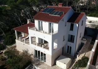 Thumbnail von Villa in traumhafter Lage in der 1. Reihe zum Meeresufer, Südwestküste Korcula