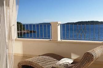 Thumbnail von Villa in traumhafter Lage in der 1. Reihe zum Meeresufer, Südwestküste Korcula