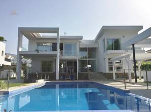 Thumbnail von villa for sale in - Nueva Andalucia