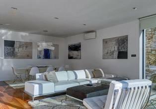 Thumbnail von Современная роскошная вилла прямо у моря