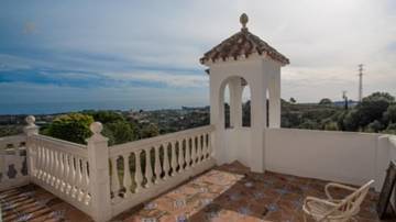 Thumbnail von villa for sale in - Estepona