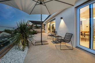 Thumbnail von Luxuriöses Appartement im Erdgeschoss mit Garten und privatem Swimmingpool