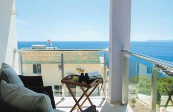 Thumbnail von Haus mit drei Appartements und Pool an der Südküste der Insel Korcula