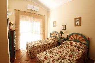 Thumbnail von villa for sale in - Puerto Banus