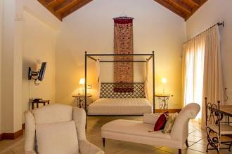 Thumbnail von villa for sale in - El Madroñal