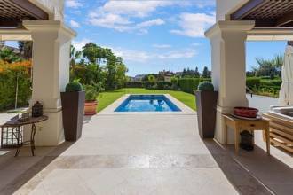 Thumbnail von villa for sale in - The Golden Mile